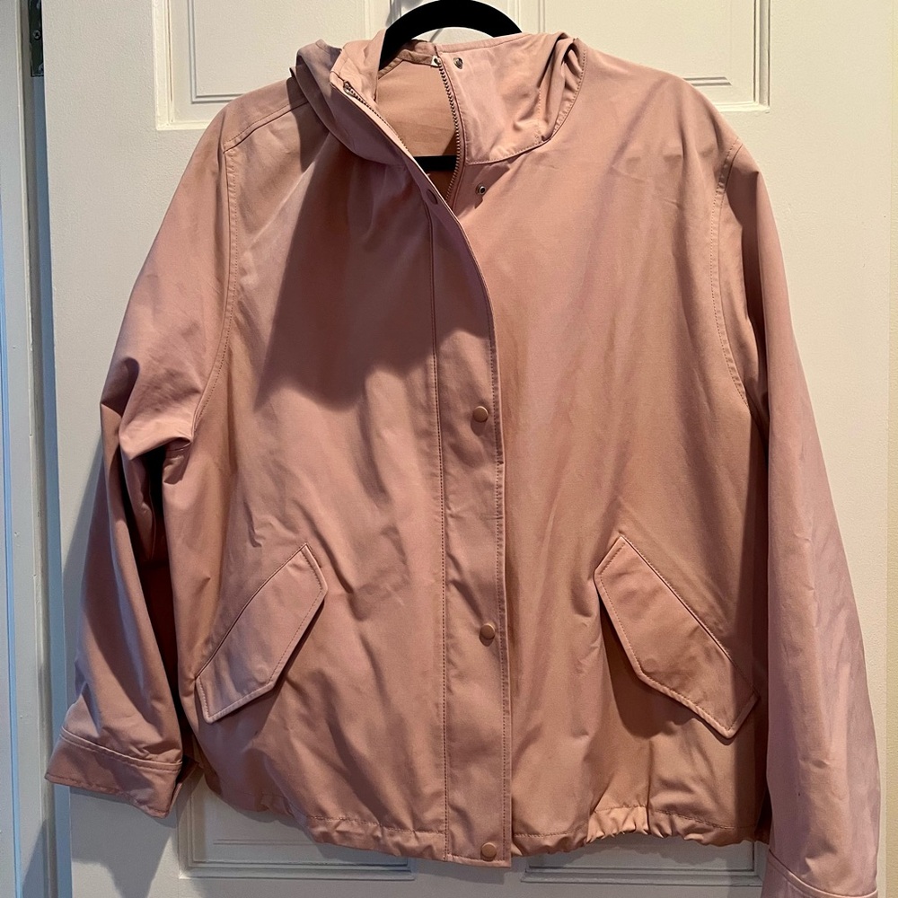 Women’s water repellent parka